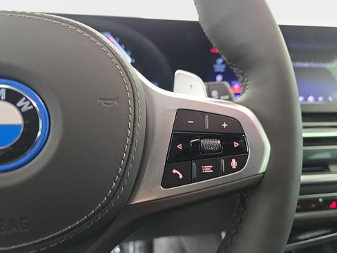 New 2026 BMW X5 xDrive50e w/ M Sport Package AWD/4WD image 18