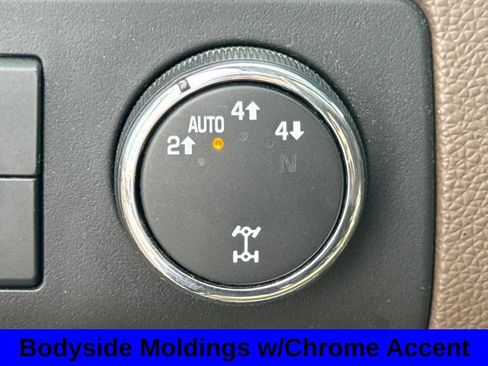 Used 2010 Chevrolet Silverado 1500 LTZ w/ White Diamond Tricoat Edition image 34