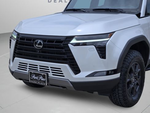 Used 2024 Lexus GX 550 AWD/4WD image 37