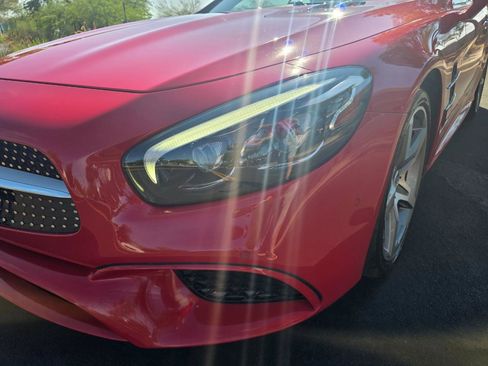 Used 2017 Mercedes-Benz SL 550 w/ Driver Assistance Package image 19