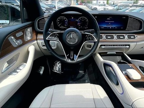 Used 2026 Mercedes-Benz GLE 450 4MATIC Coupe image 4