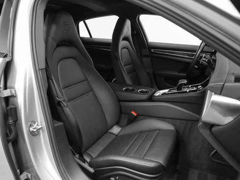 Certified 2023 Porsche Panamera 4 Platinum Edition AWD/4WD image 25