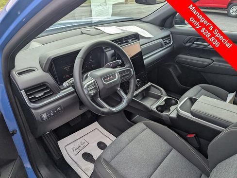Used 2025 GMC Terrain Elevation AWD/4WD image 12