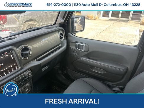 Used 2023 Jeep Wrangler Sahara w/ Cold Weather Group image 22