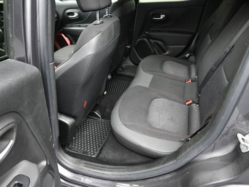 Used 2019 Jeep Renegade Trailhawk w/ Cold Weather Group II image 14