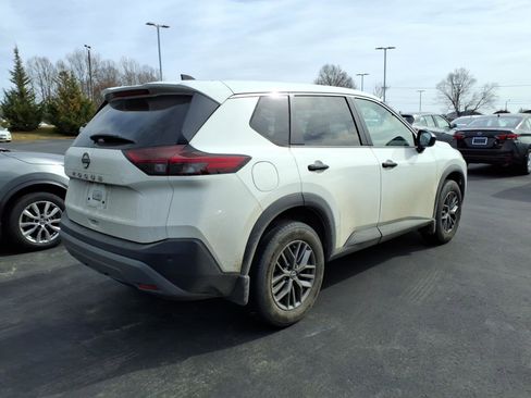 Used 2023 Nissan Rogue S image 25