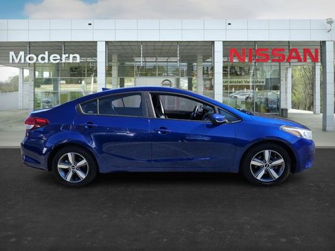 Used 2018 Kia Forte LX w/ LX Popular Package image 3