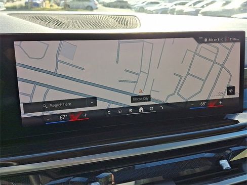 Used 2024 BMW X7 xDrive40i w/ Premium Package image 15