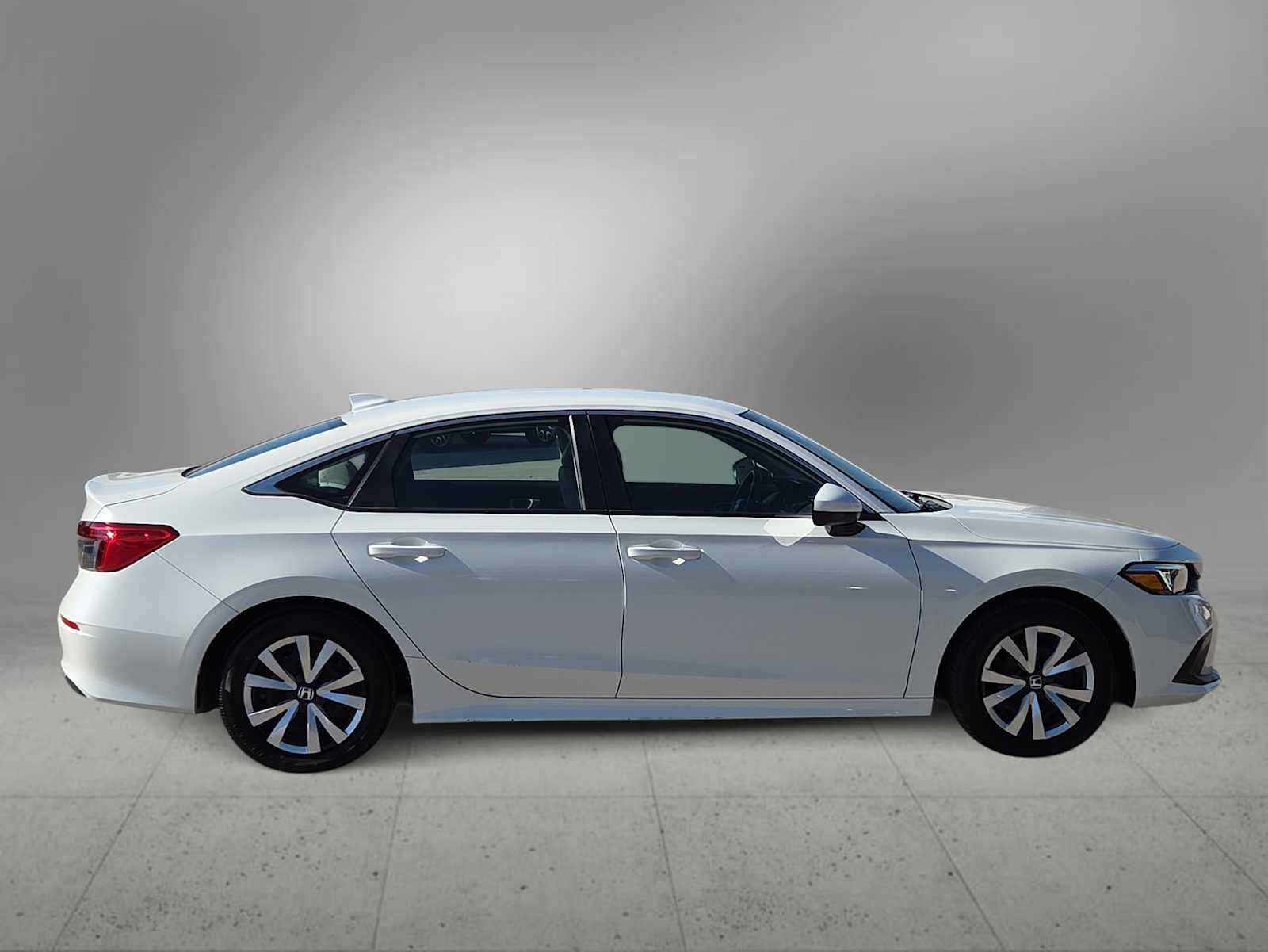 Used 2024 Honda Civic LX image 9