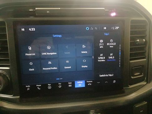 Certified 2025 Ford F150 Lariat image 16