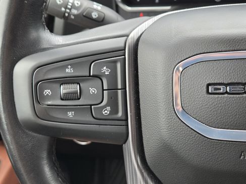 Used 2025 GMC Sierra 3500 Denali Ultimate w/ LPO, GMC Protection Package AWD/4WD image 23