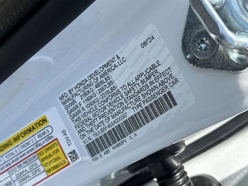 New 2025 Acura TLX w/ Technology Package image 22