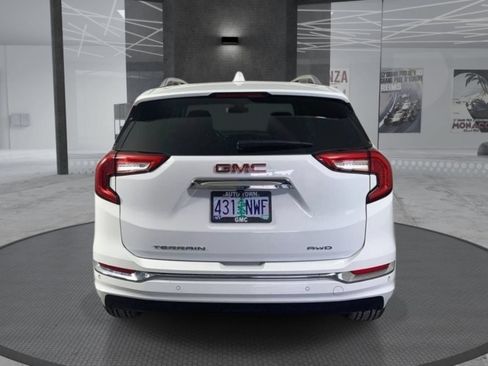 Used 2022 GMC Terrain Denali AWD/4WD image 6