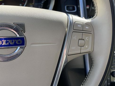 Used 2016 Volvo XC60 T6 image 29