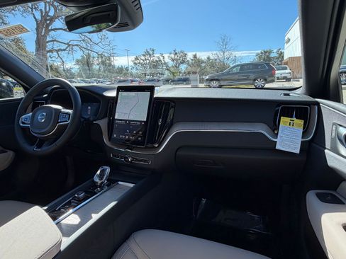 New 2026 Volvo XC60 B5 Plus w/ Protection Package Premier image 10