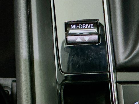 Used 2025 MAZDA CX-50 2.5 Hybrid w/ Premium Plus Pkg image 26