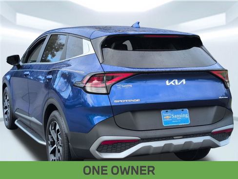 Used 2023 Kia Sportage EX image 4