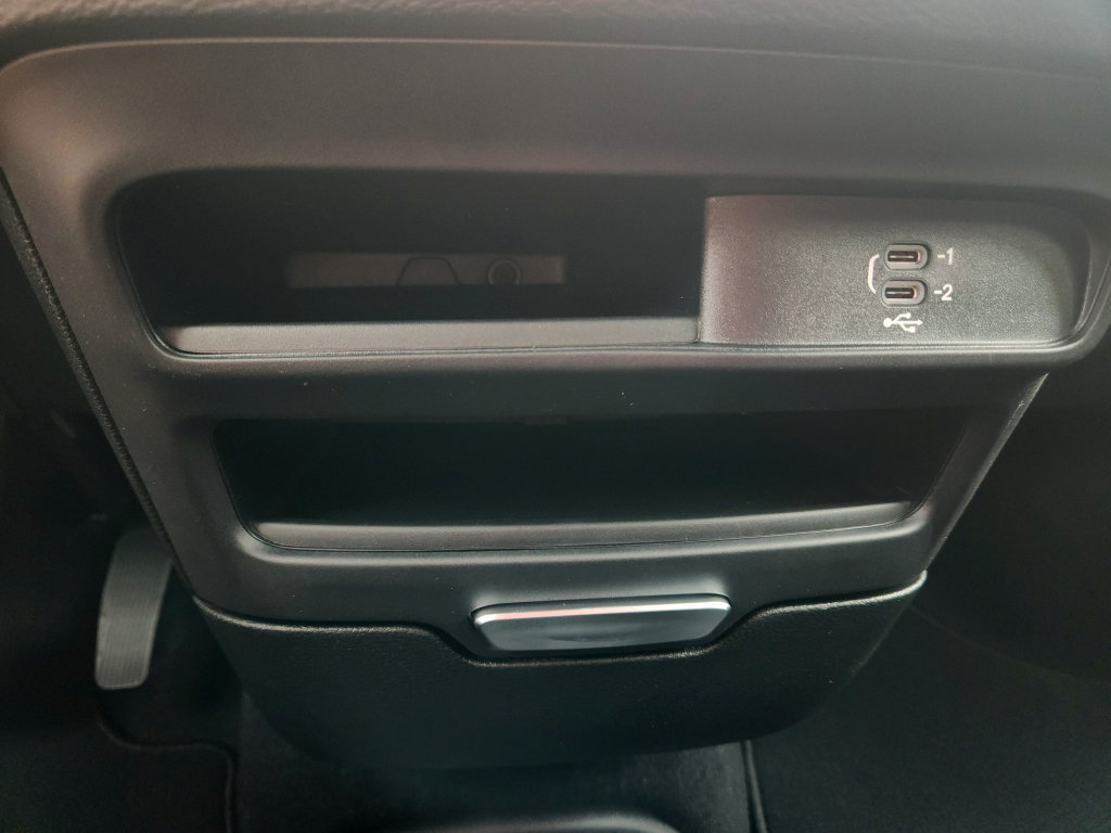 New 2027 Chrysler Pacifica Select FWD image 30