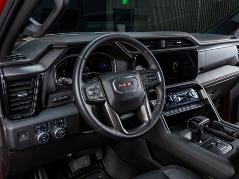 Used 2024 GMC Sierra 1500 AT4 w/ Technology Package image 14