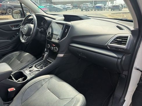 Used 2019 Subaru Forester Limited w/ Popular Package #3 image 8
