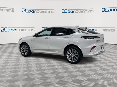 New 2026 Buick Envista Avenir FWD image 6