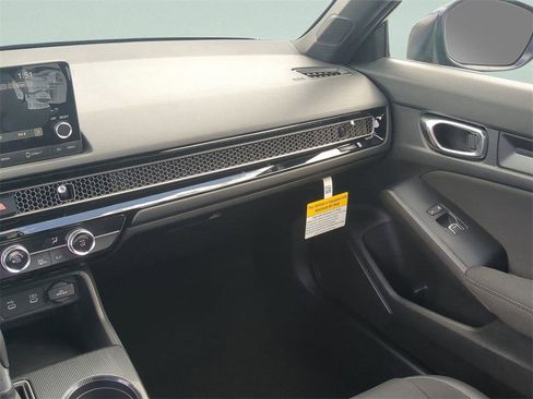 New 2026 Honda Civic Sport image 17