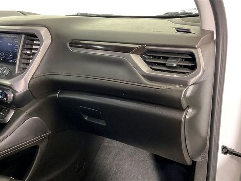 Used 2023 GMC Acadia AT4 w/ Technology Package image 22