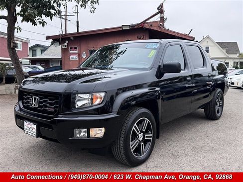 Used 2014 Honda Ridgeline Sport image 2