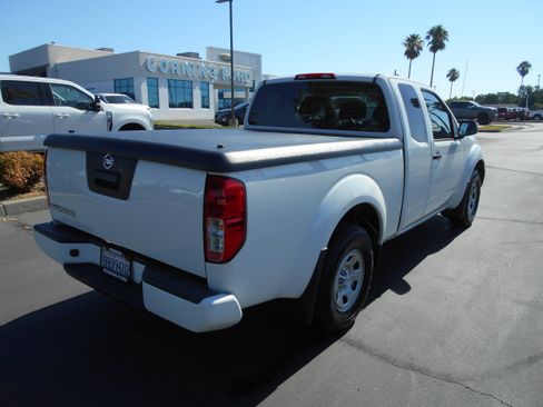 Used 2019 Nissan Frontier S RWD image 7