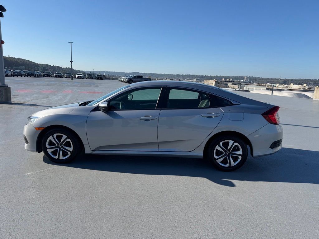 Used 2018 Honda Civic LX image 6