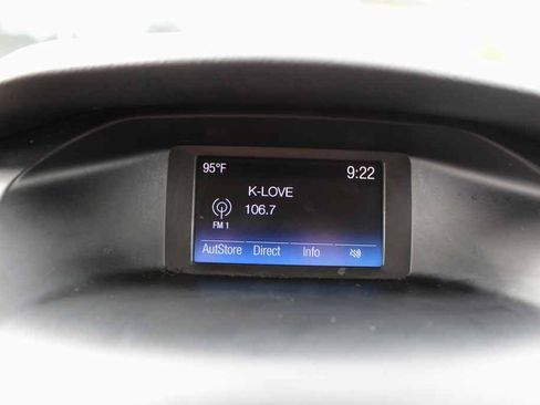 Used 2018 Ford Focus SE FWD image 18