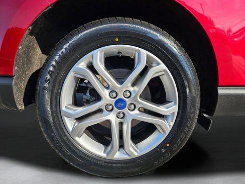 Used 2016 Ford Edge Titanium w/ Equipment Group 301A image 30