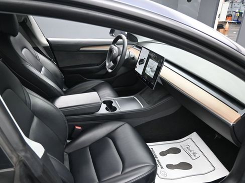 Used 2021 Tesla Model 3 Standard Range Plus RWD image 36