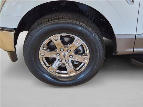 Certified 2022 Ford F150 Lariat w/ Equipment Group 502A High AWD/4WD image 26