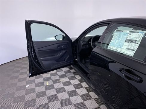 New 2025 Honda Accord SE image 12