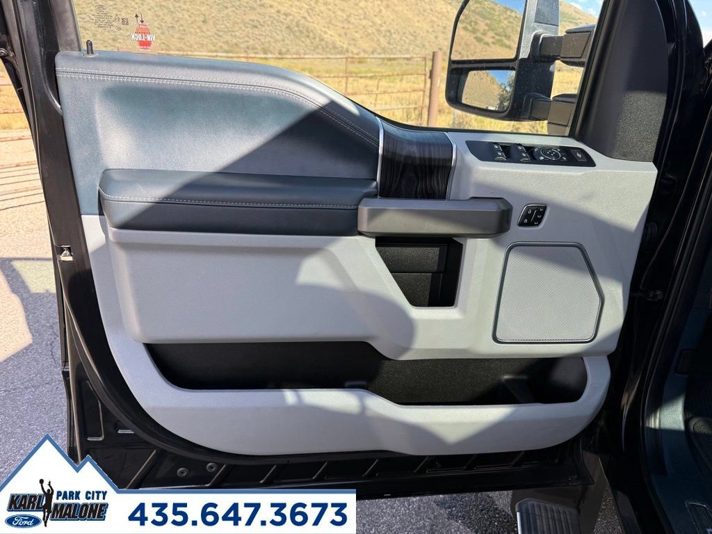 Used 2022 Ford F450 Limited w/ FX4 Off-Road Package AWD/4WD image 12