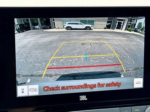 Used 2024 Toyota Grand Highlander AWD Hybrid image 28