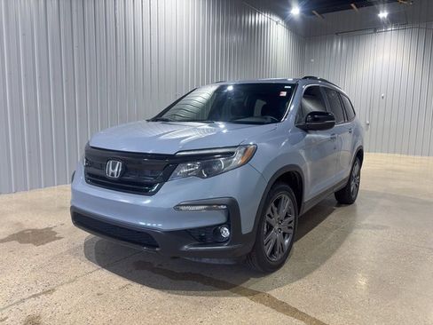 Used 2022 Honda Pilot Sport image 1