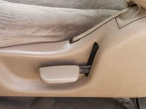 Used 2002 Toyota Tacoma 2WD Xtracab image 18