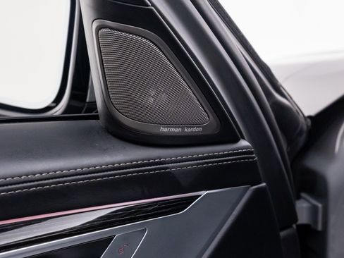 Certified 2022 BMW 750i xDrive w/ Executive Package image 14