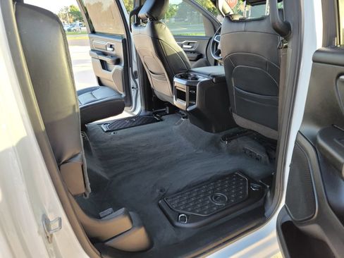 Used 2024 RAM 1500 Big Horn RWD image 15