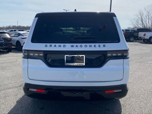 Used 2024 Jeep Grand Wagoneer L Series II w/ Quick Order Packagew 28T image 4