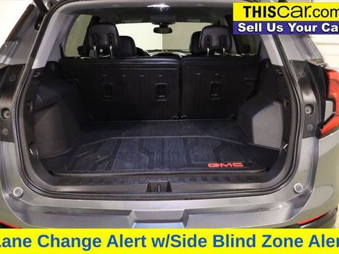 Used 2020 GMC Terrain SLT w/ Preferred Package FWD image 29