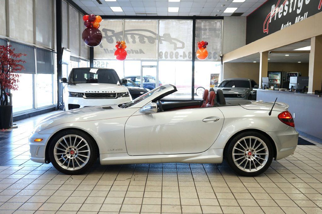 Used 2009 Mercedes-Benz SLK 300 image 7