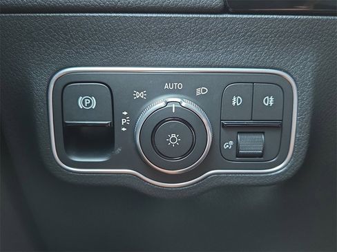 Certified 2026 Mercedes-Benz GLA 250 4MATIC image 25