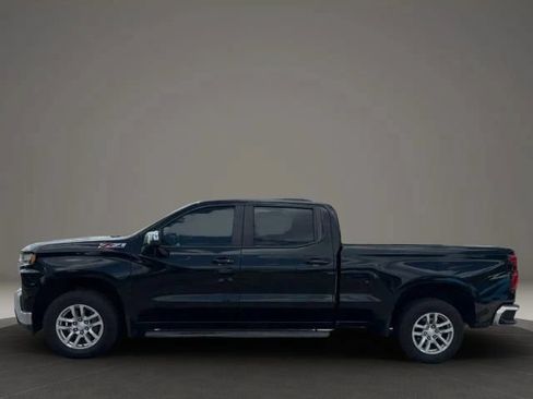 Used 2021 Chevrolet Silverado 1500 LT AWD/4WD image 2