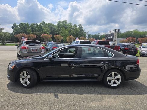 Used 2013 Volkswagen Passat 2.5 SE FWD image 14