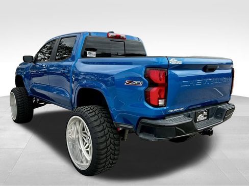 Used 2023 Chevrolet Colorado Z71 w/ Z71 Convenience Package 2 image 8
