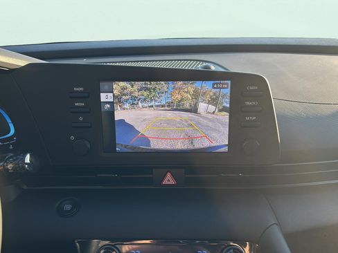 New 2026 Hyundai Elantra SEL Sport Premium image 15