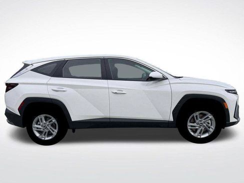 New 2026 Hyundai Tucson SE AWD/4WD image 9